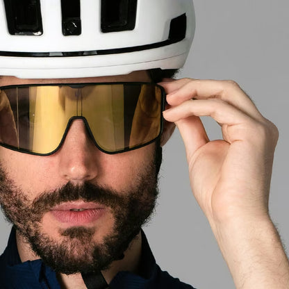ULAC Neo Vue OTAKU Jet Black / Champion Gold Photochromic